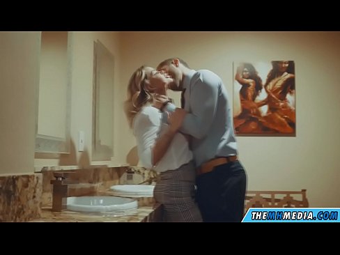 ❤️ Thaum ib tug busty blonde ntxias koj nyob rau hauv ib tug pej xeem chav dej ❤️ porn ntawm hmn.pornofilmtv.ru% ❌❤ Ib